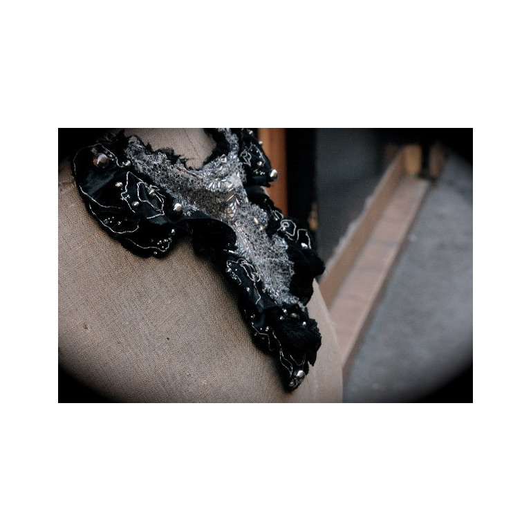 (0181)