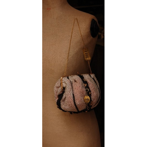 (0163)
