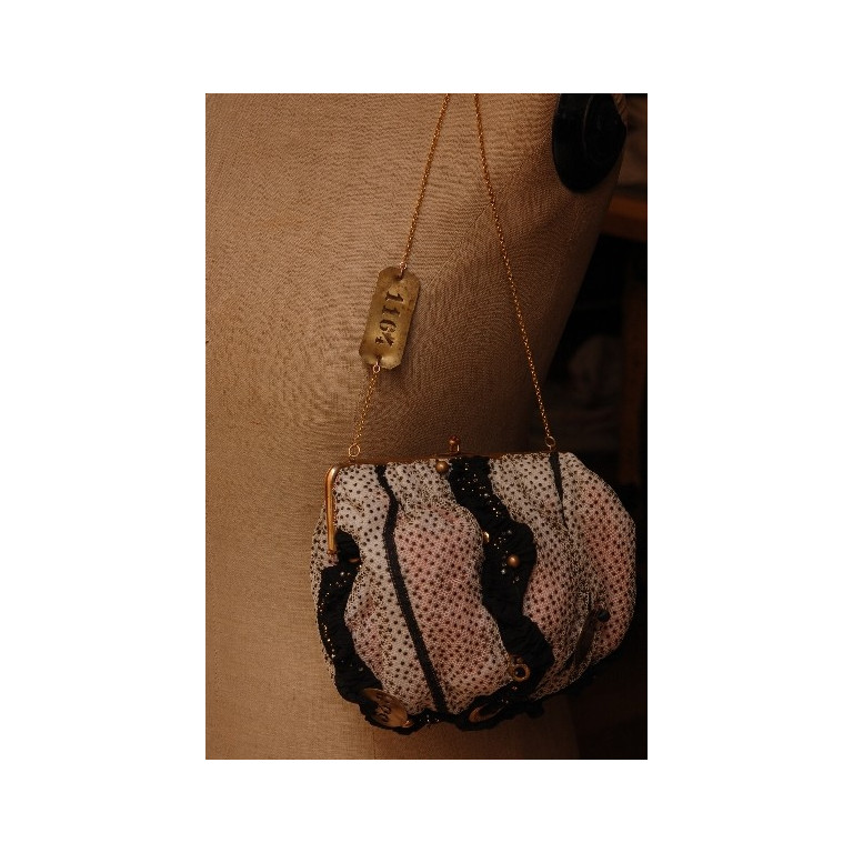(0163)