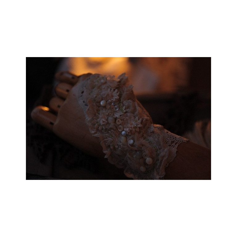 (0111)