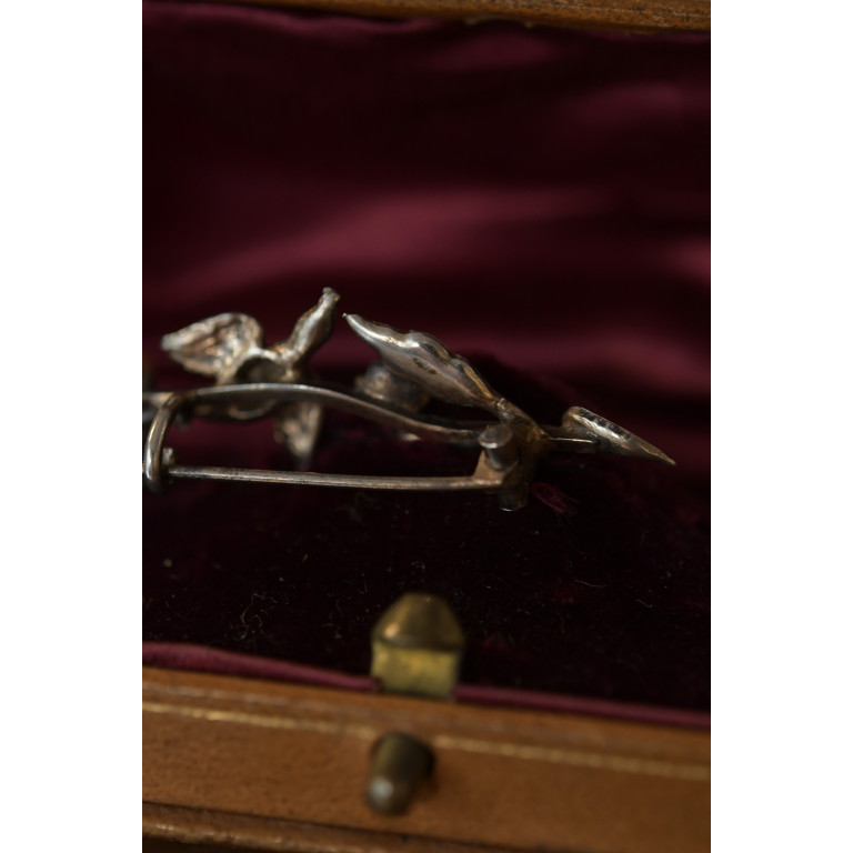 (broche-oisperlesboi)