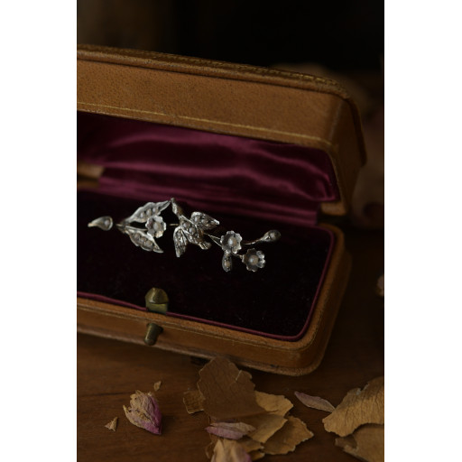 (broche-oisperlesboi)