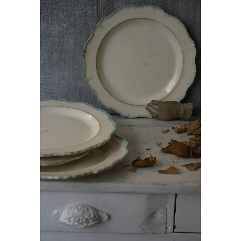 (assie-faienfinchantilly)