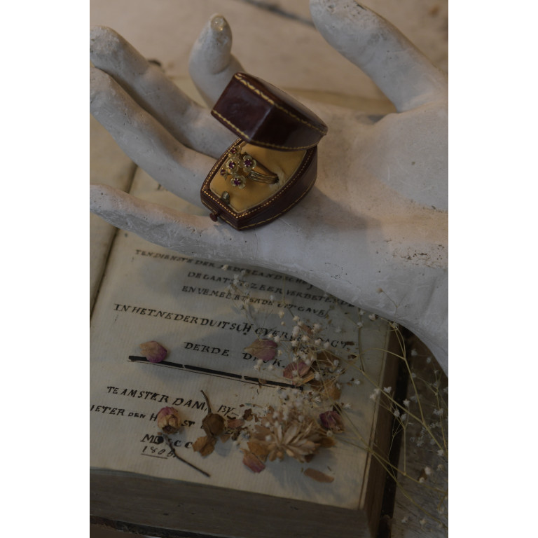 (bague-k18orrubie)