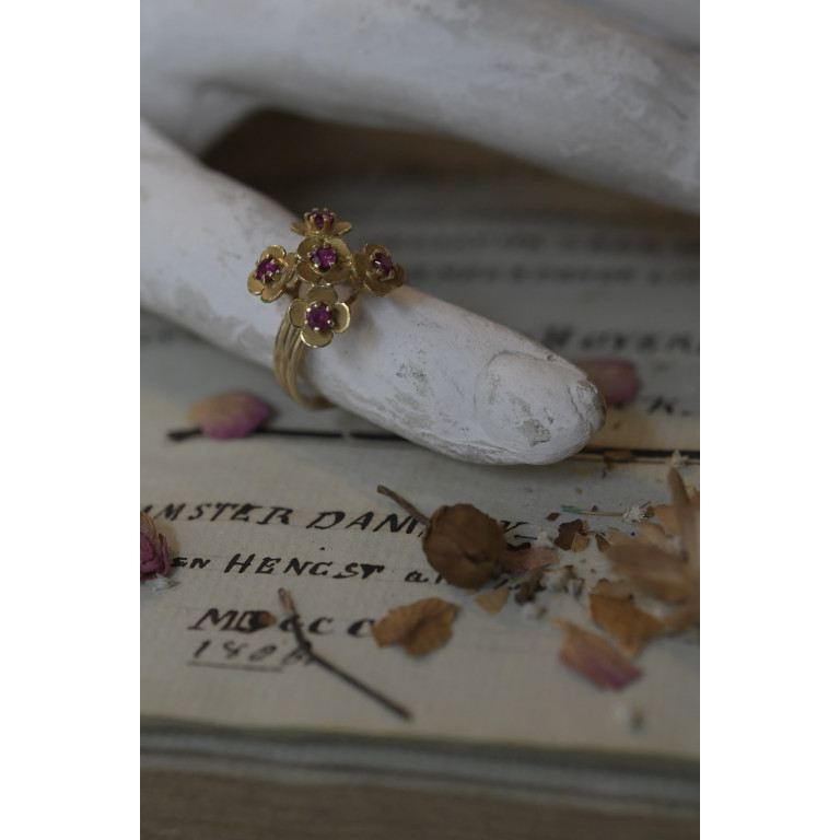 (bague-k18orrubie)