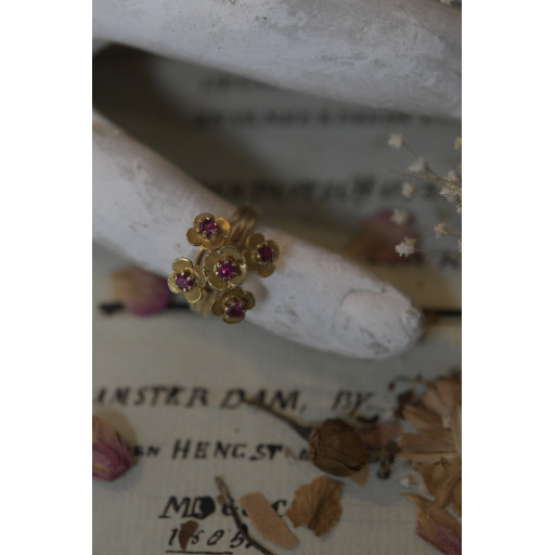 (bague-k18orrubie)