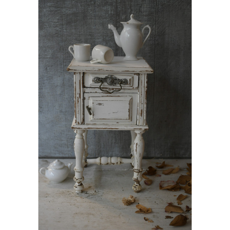 (etage-poupeeblanc)