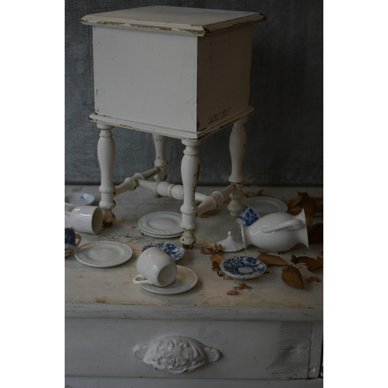(etage-poupeeblanc)