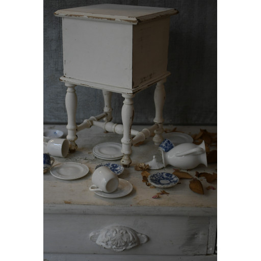 (etage-poupeeblanc)