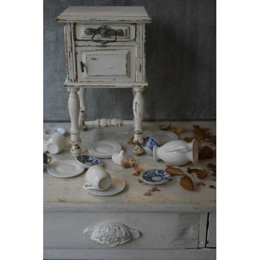 (etage-poupeeblanc)