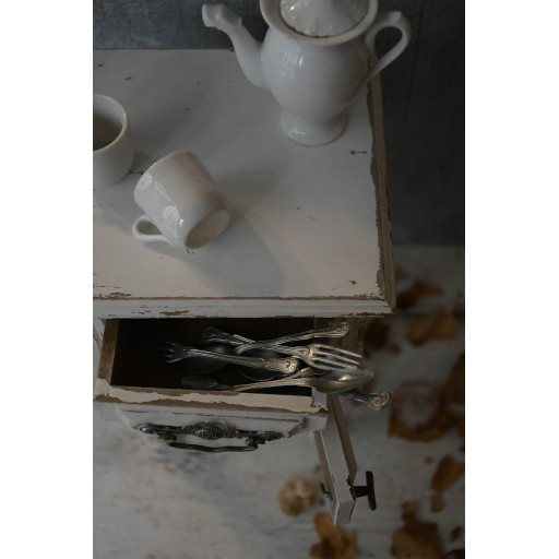 (etage-poupeeblanc)