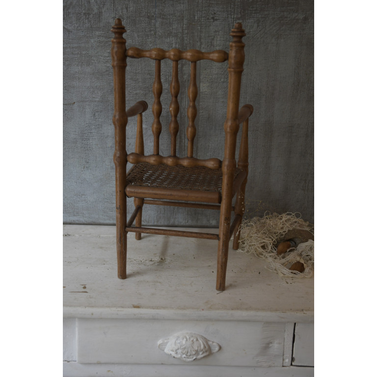 (chaise-poupebois)