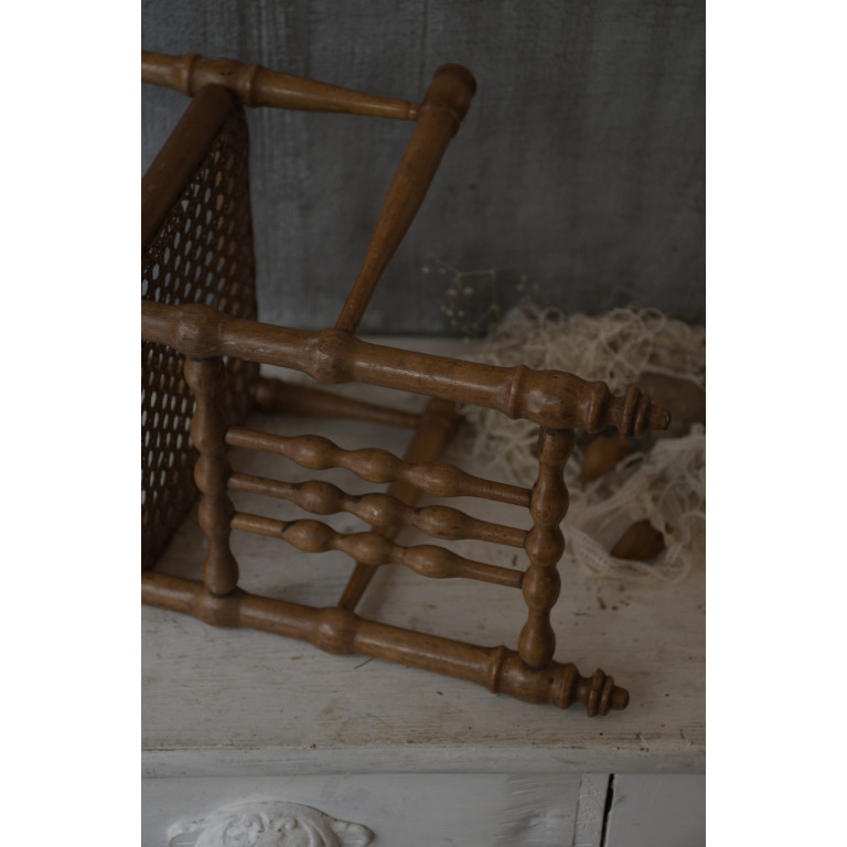 (chaise-poupebois)