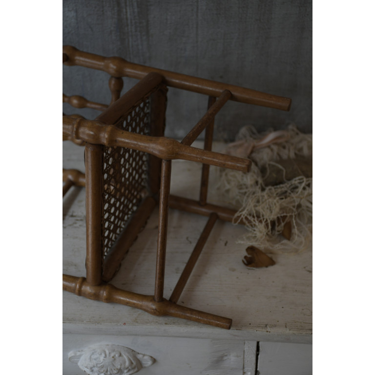 (chaise-poupebois)